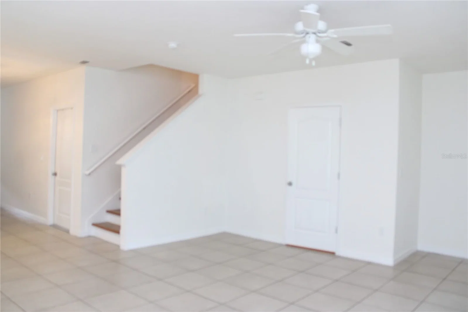475 ARBOR LAKES Drive
