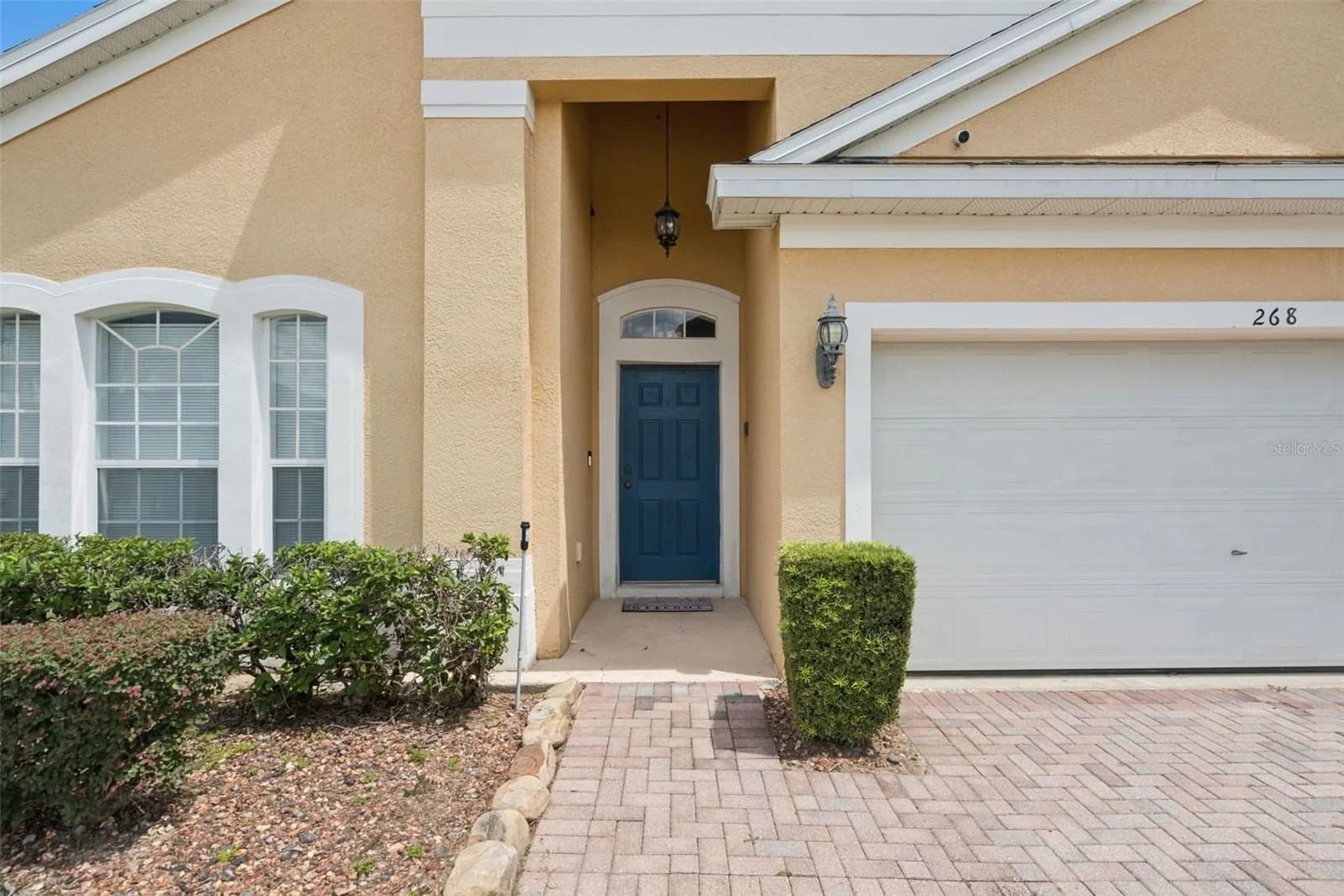 268 VIZCAY Way