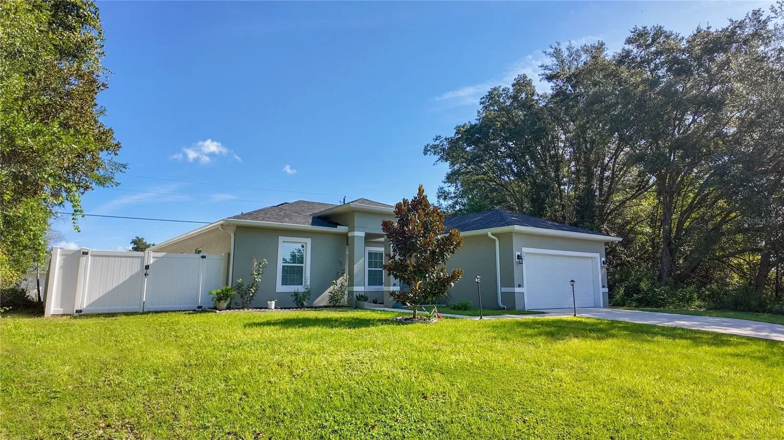 237 MARION OAKS Trail