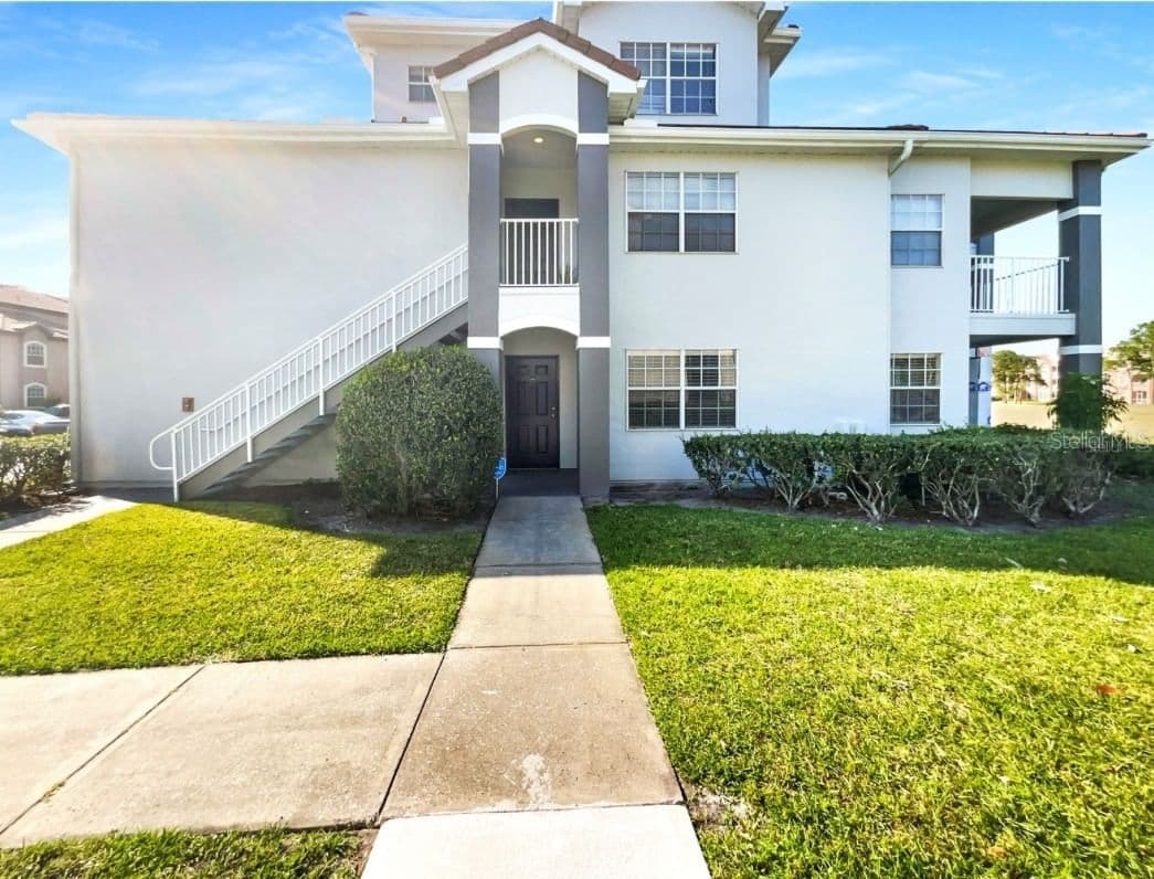 14037 FAIRWAY ISLAND Drive #218