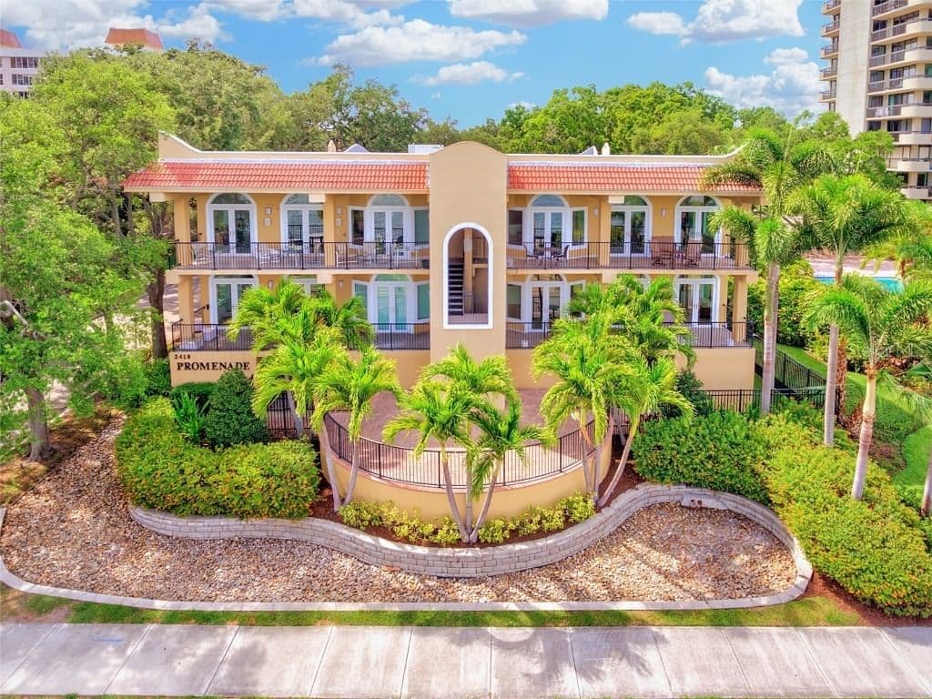 2419 BAYSHORE