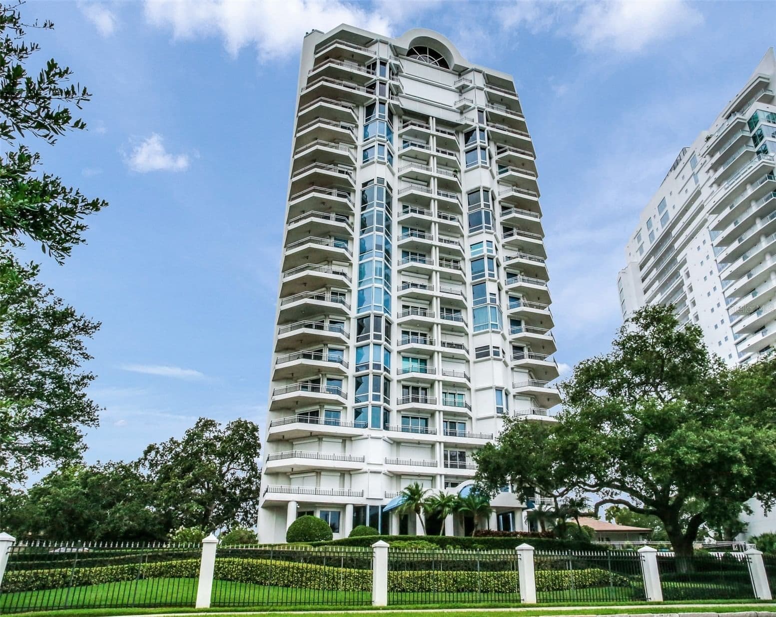 3435 BAYSHORE