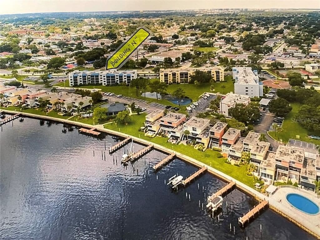 2424 TAMPA BAY
