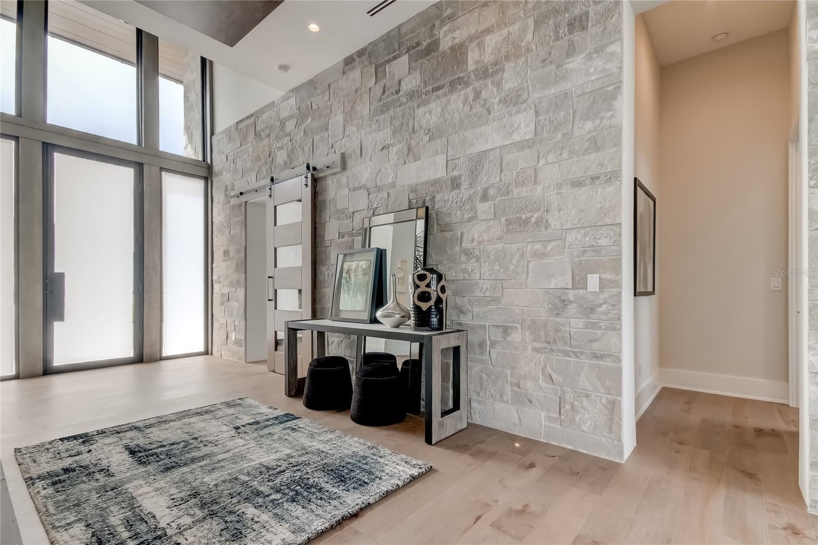 9586 TROUTWATER