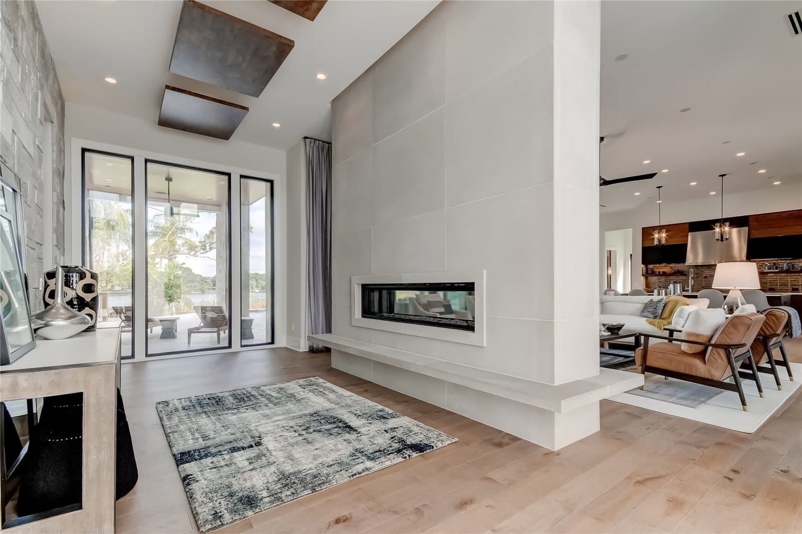 9586 TROUTWATER
