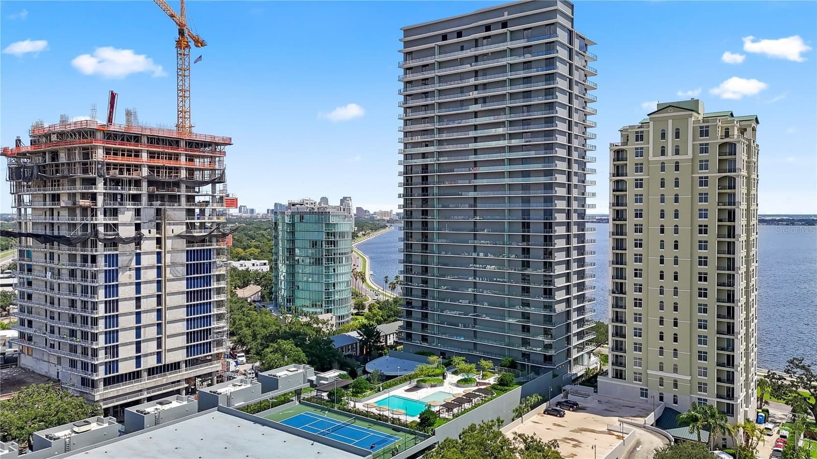 3101 BAYSHORE