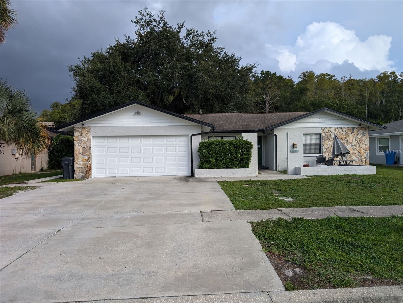 4208 SUMMERDALE