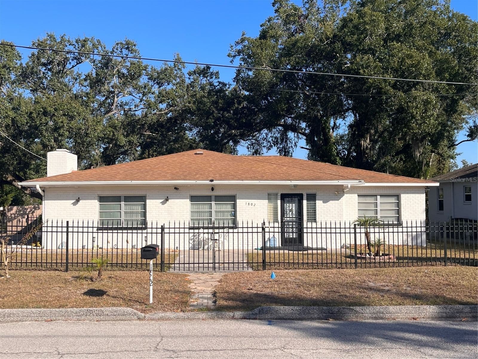 1802 KNOLLWOOD