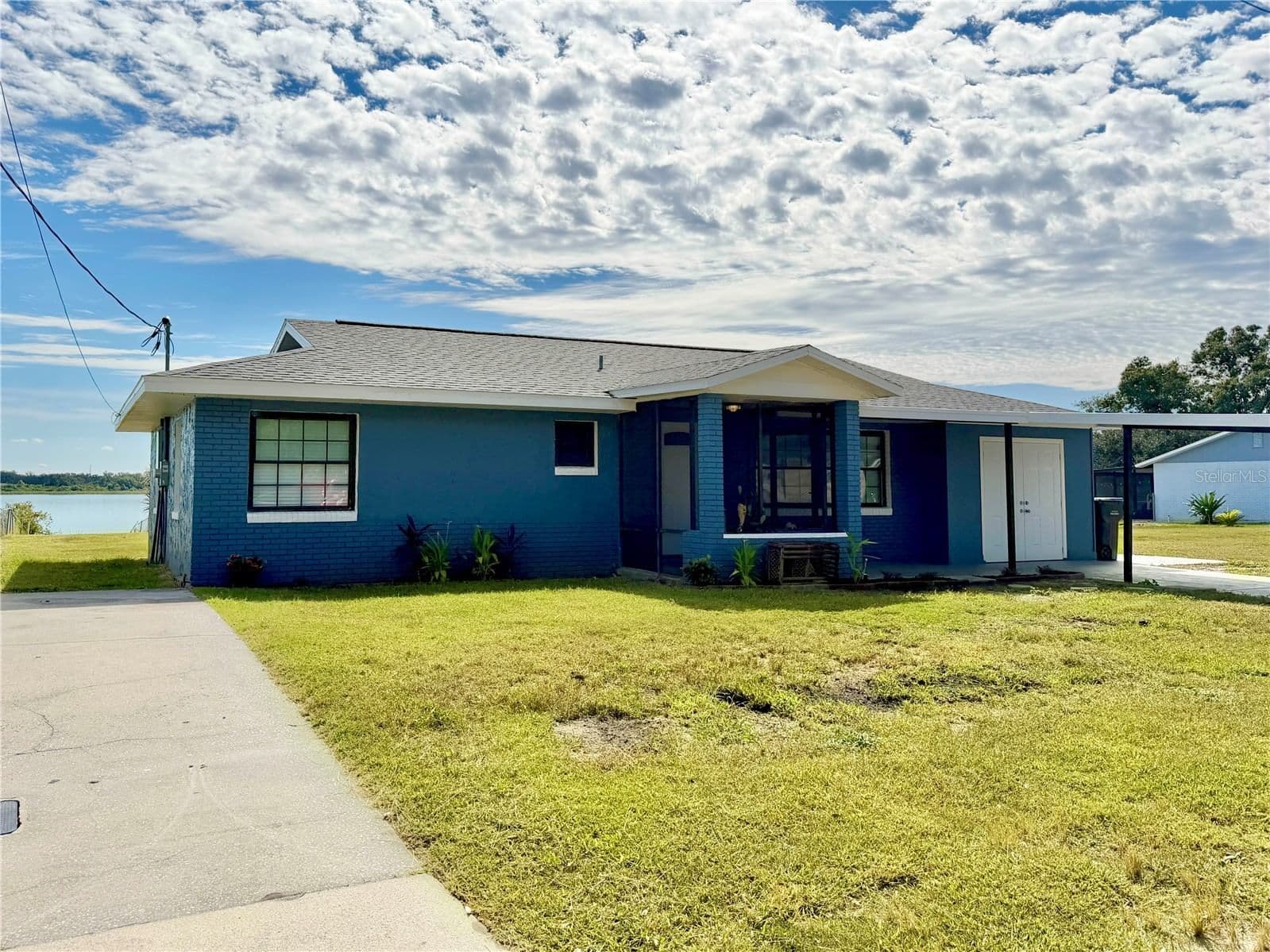 1151 CAREFREE COVE