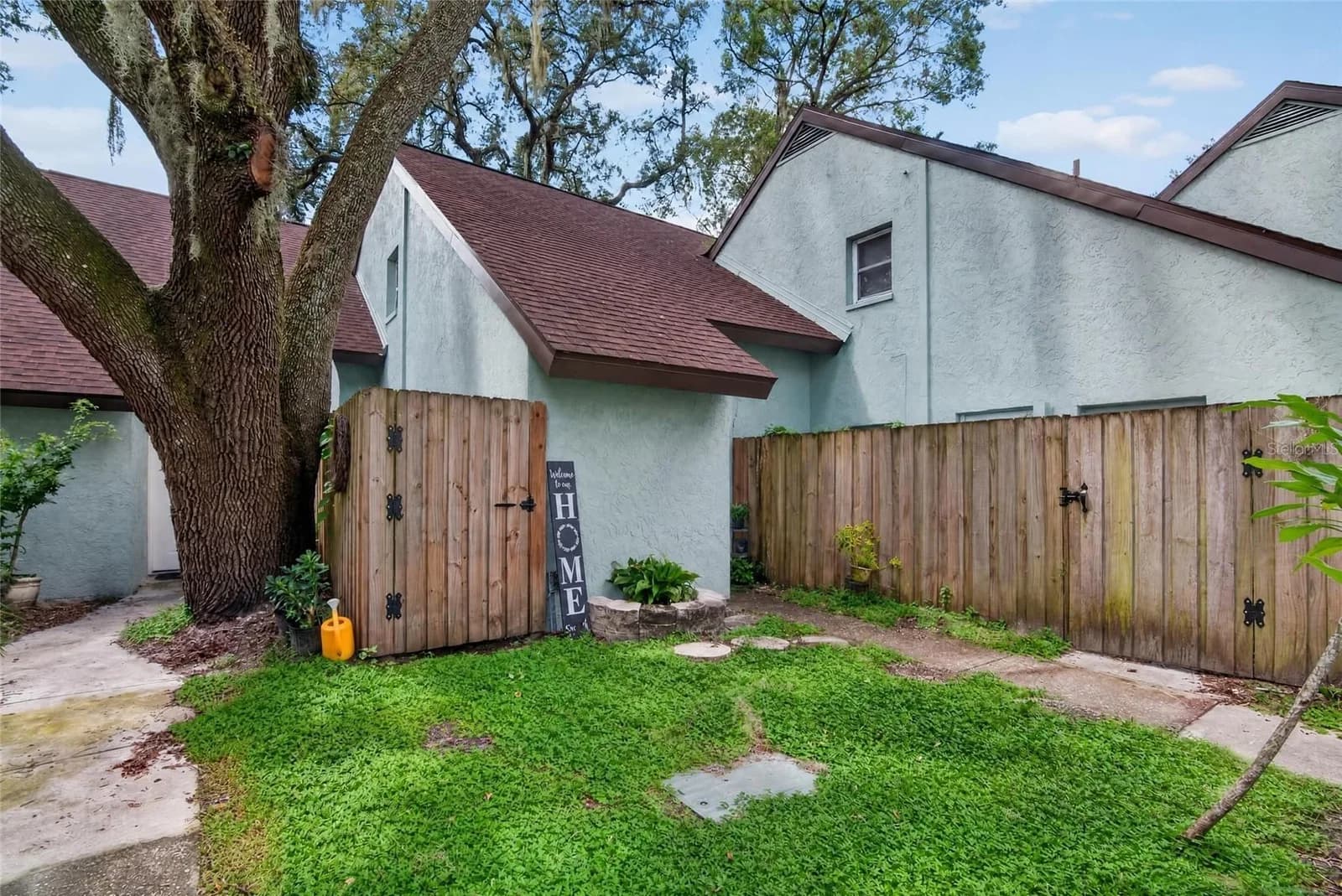 5601 ASHLEY OAKS Drive #6