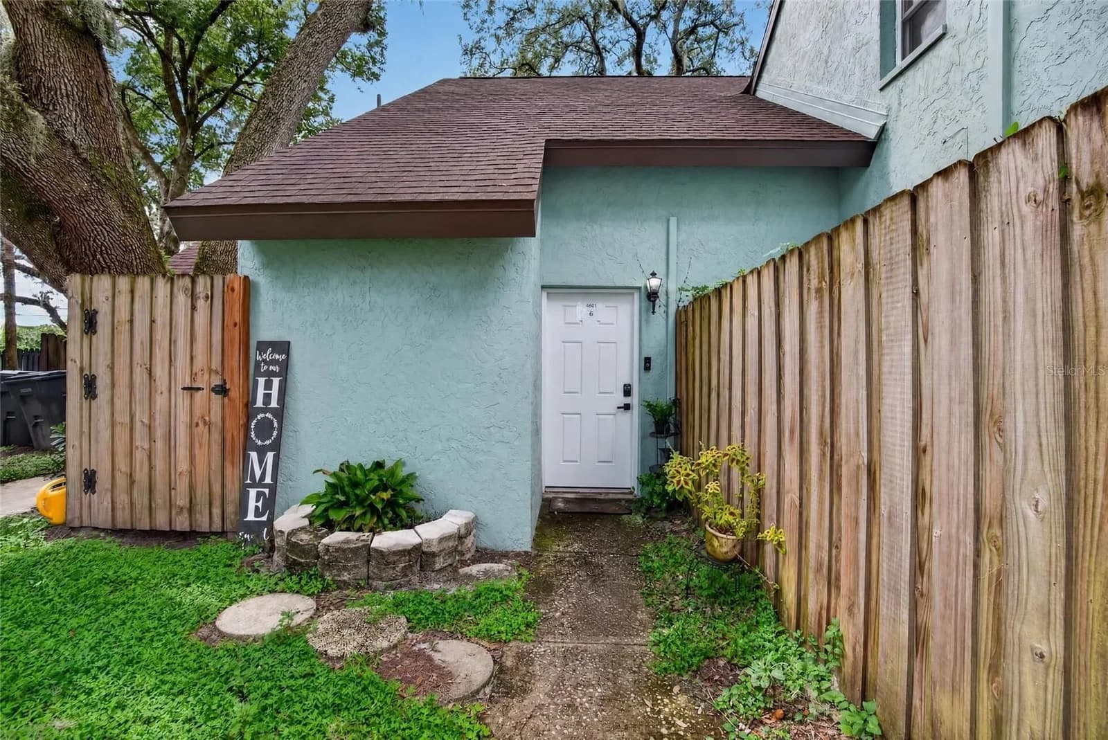 5601 ASHLEY OAKS Drive #6