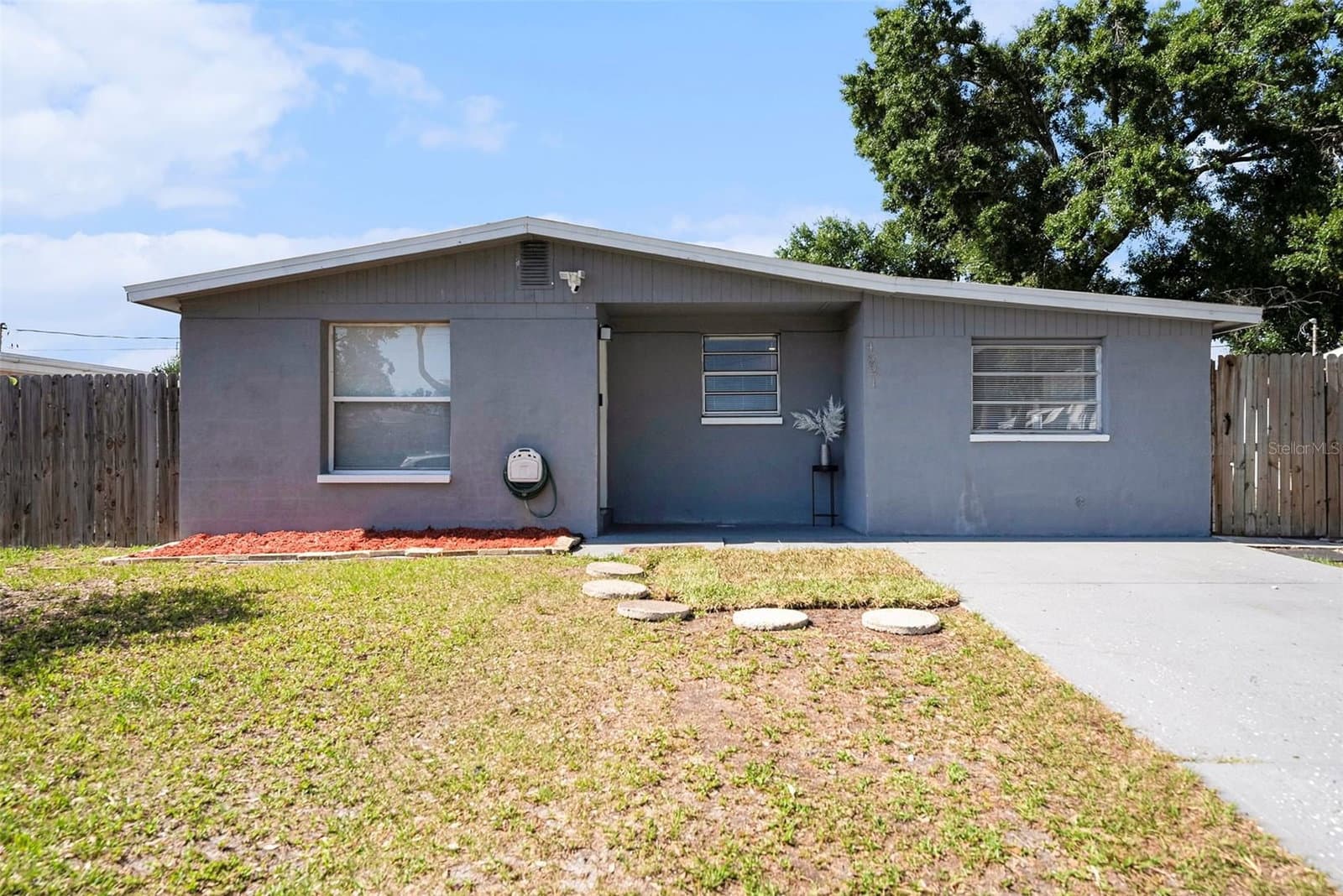4521 NORTH