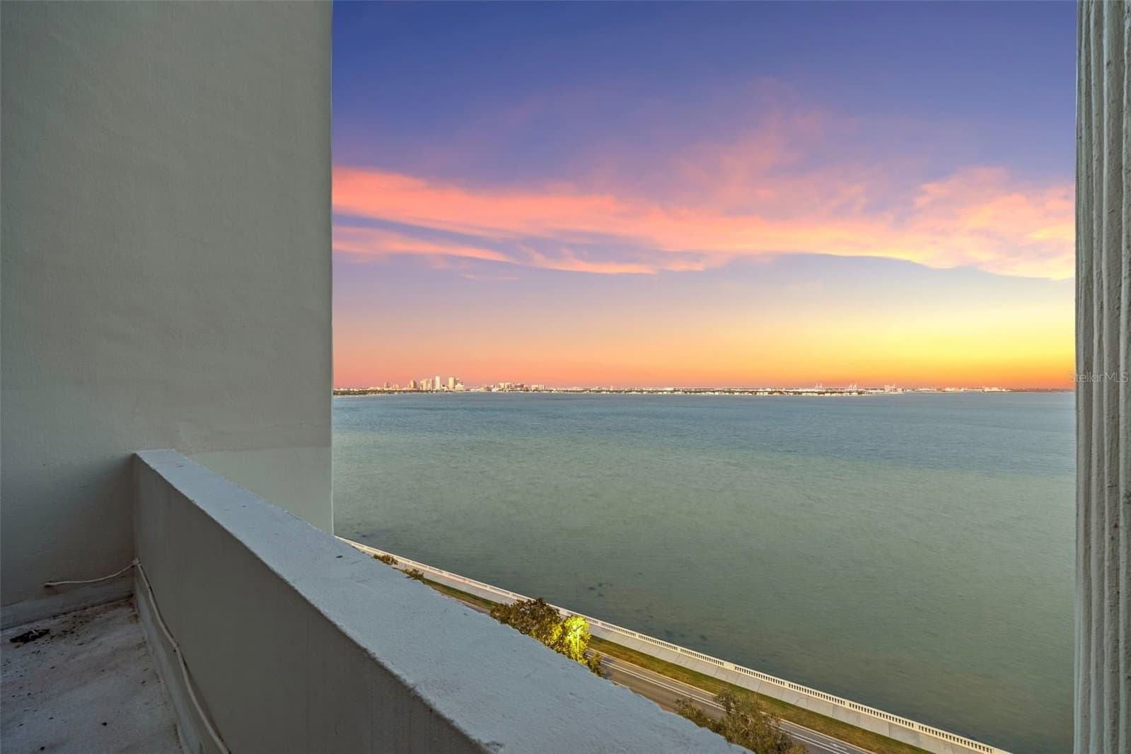 4141 BAYSHORE
