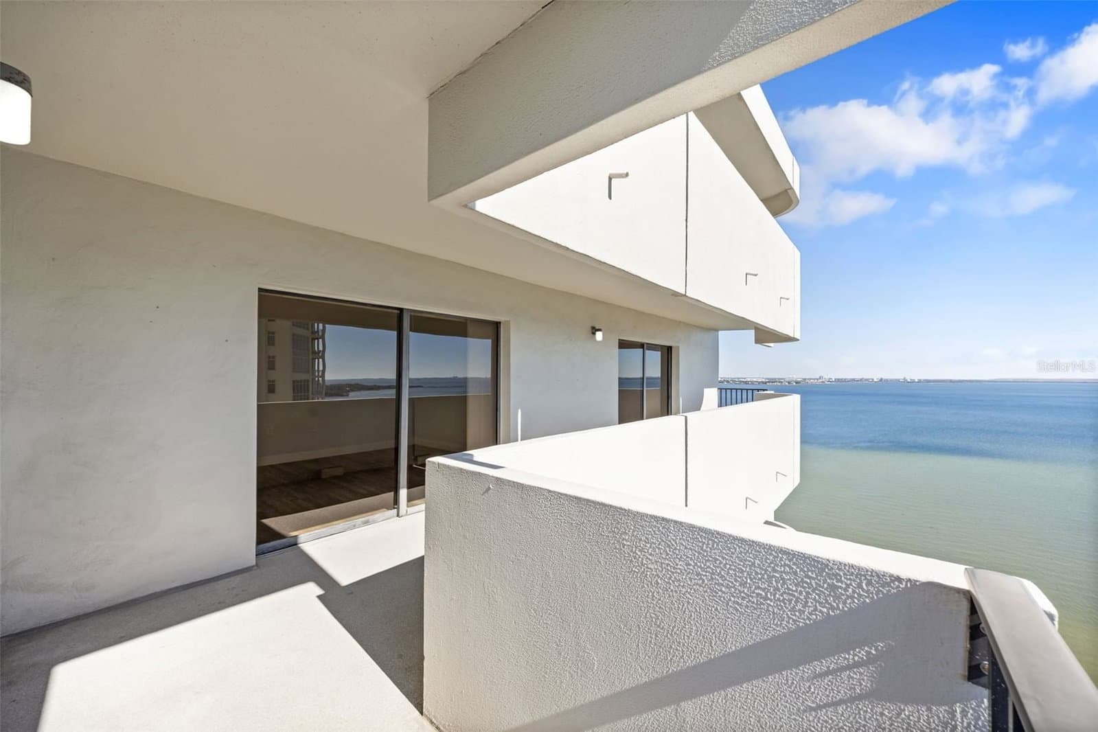 4141 BAYSHORE