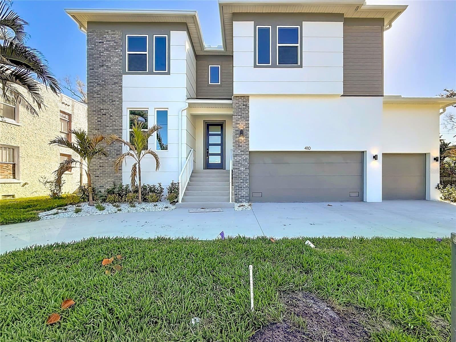 410 WEST SHORE
