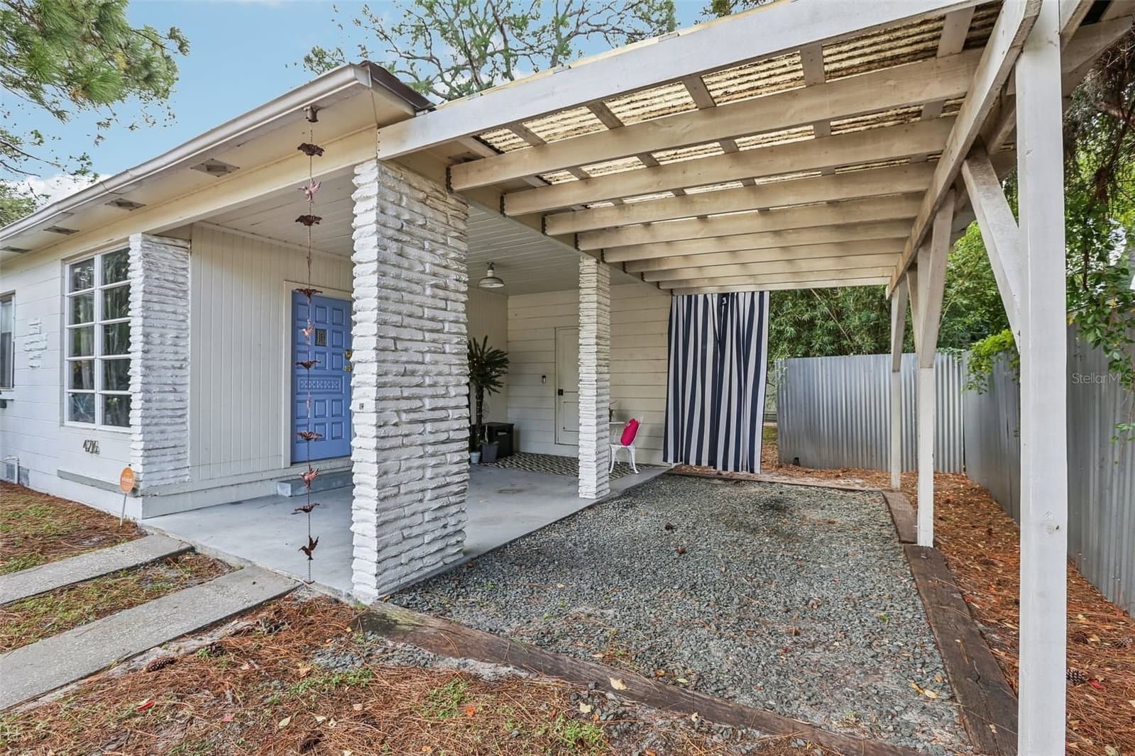 4216 EUCLID