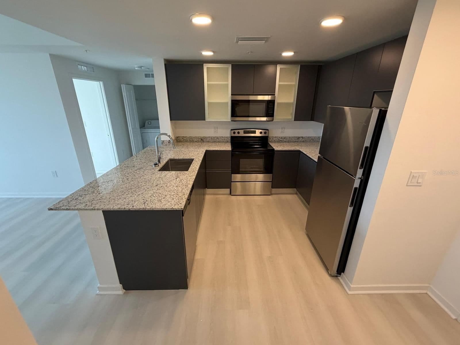 5587 MILLENIA PARK