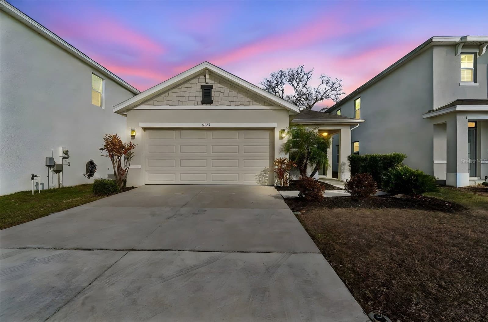 5221 HILLSIDE MEADOW