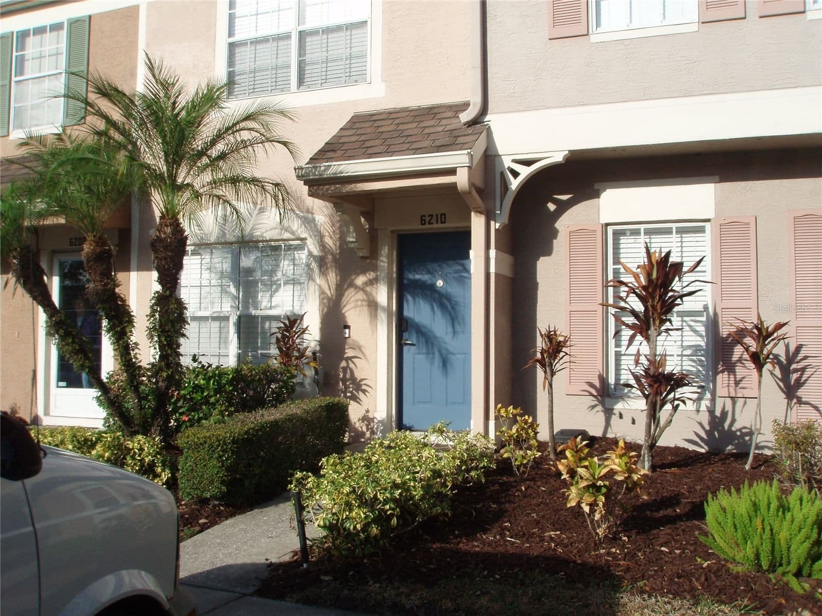 6210 BAYSIDE KEY