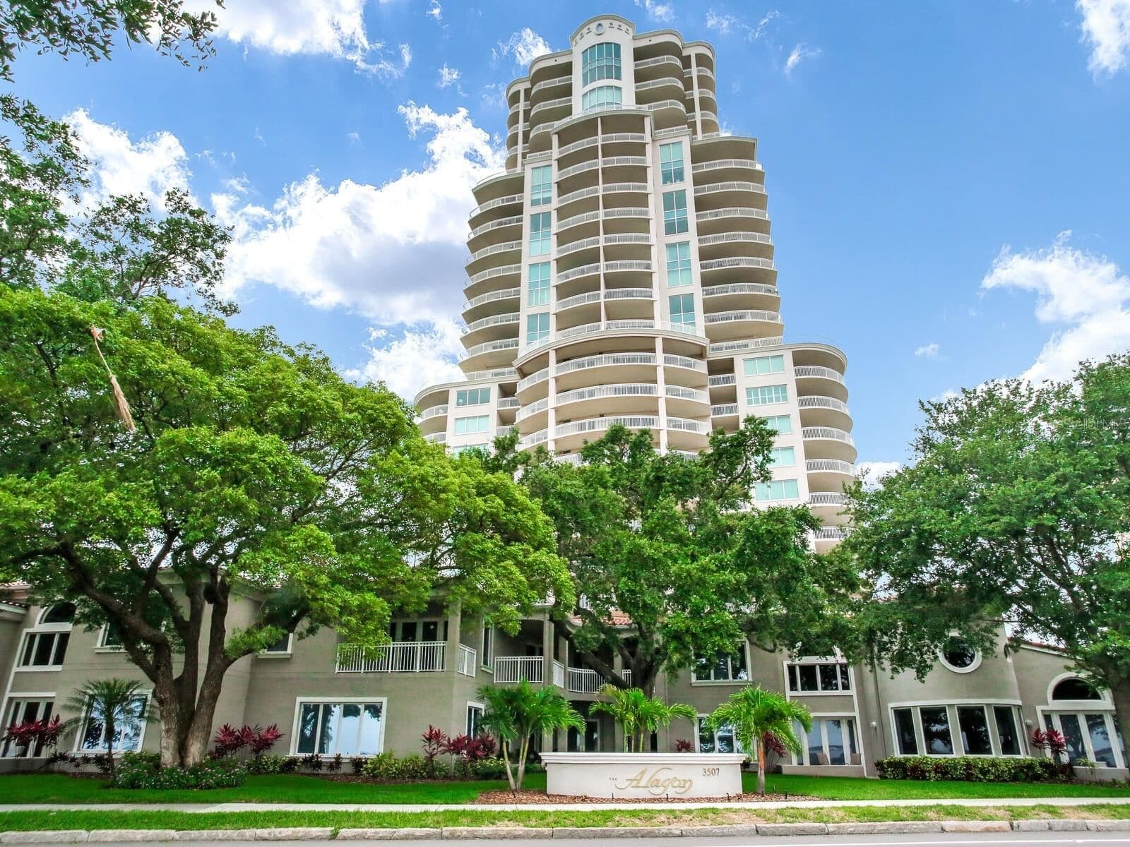 3507 BAYSHORE