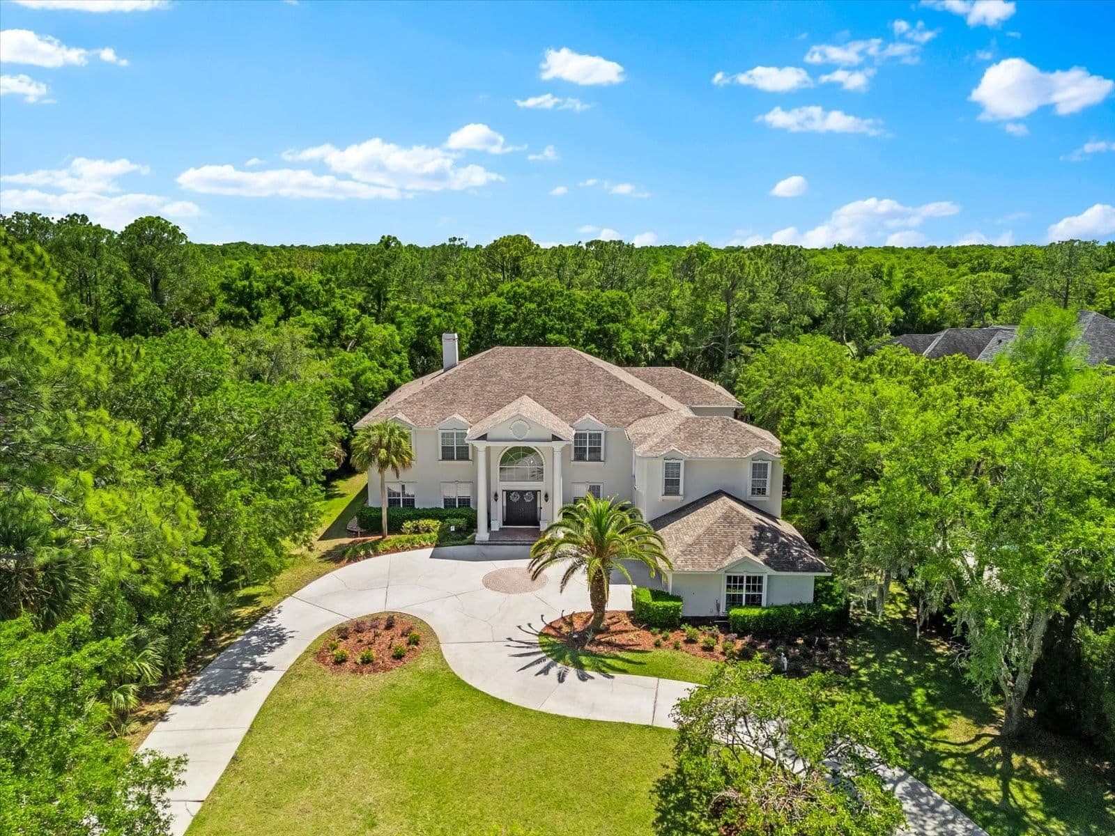 6413 MACLAURIN Drive