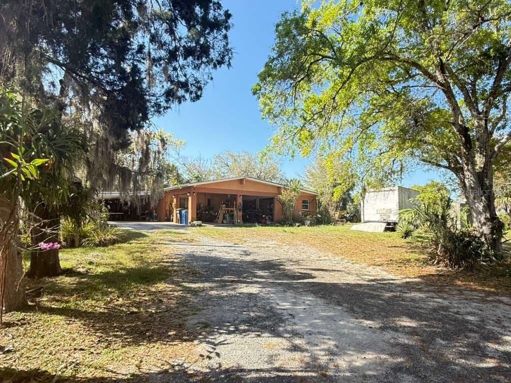 4858 TROYDALE