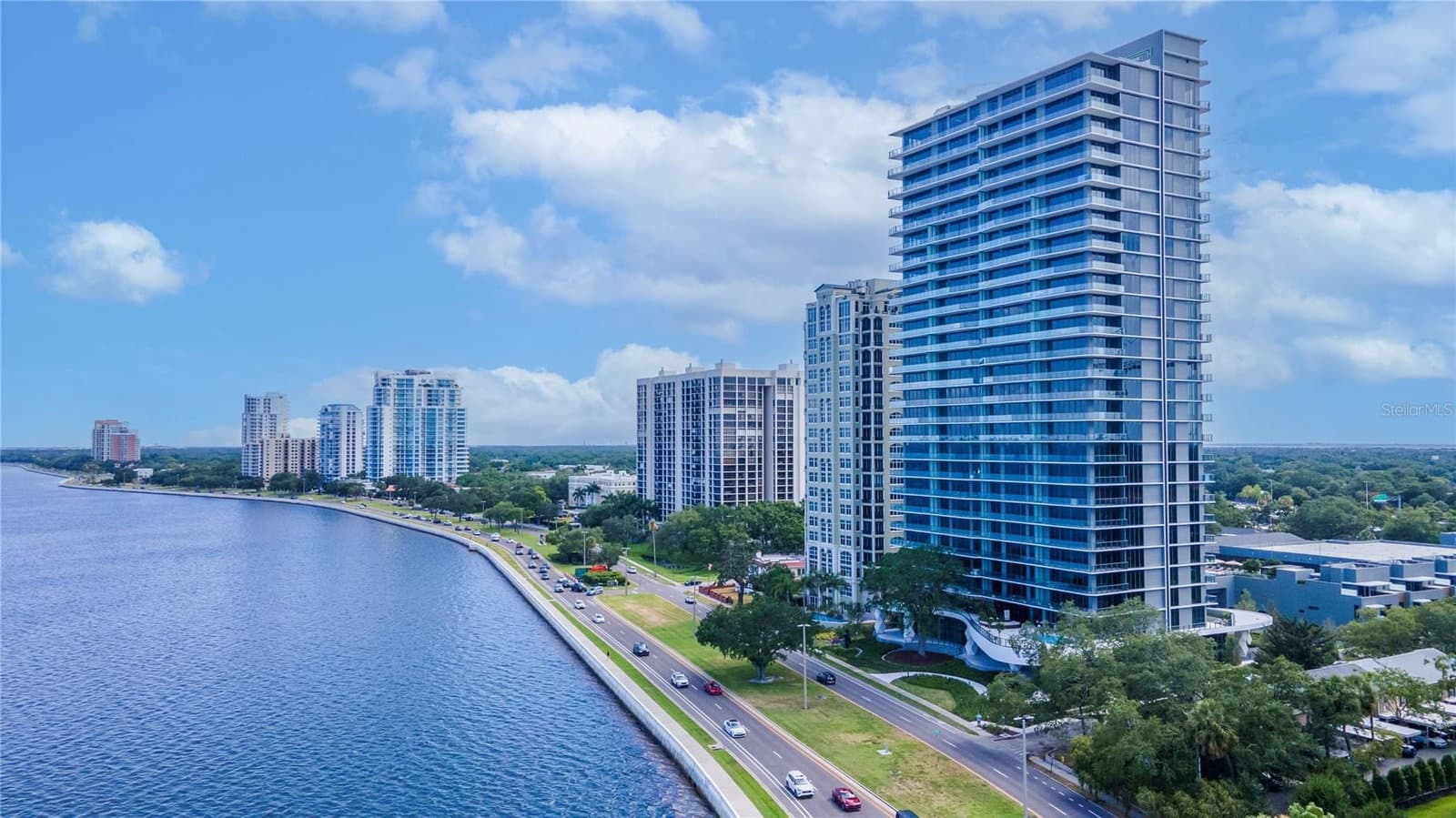 3101 BAYSHORE