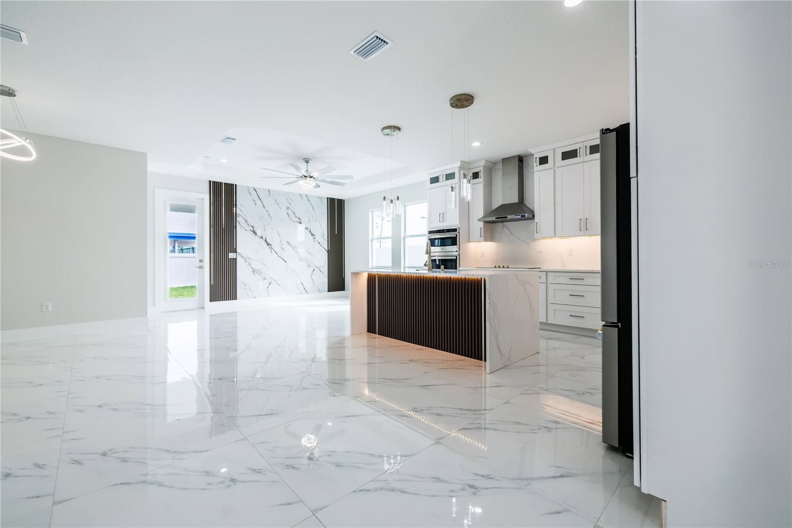 3803 PALMETTO