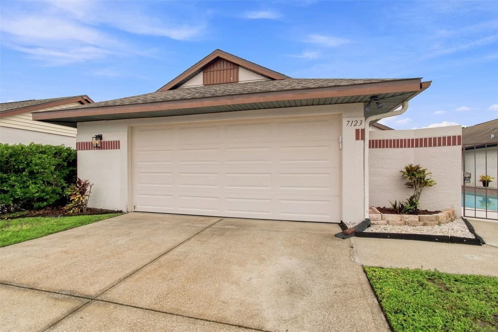 7123 SILVERMILL Drive