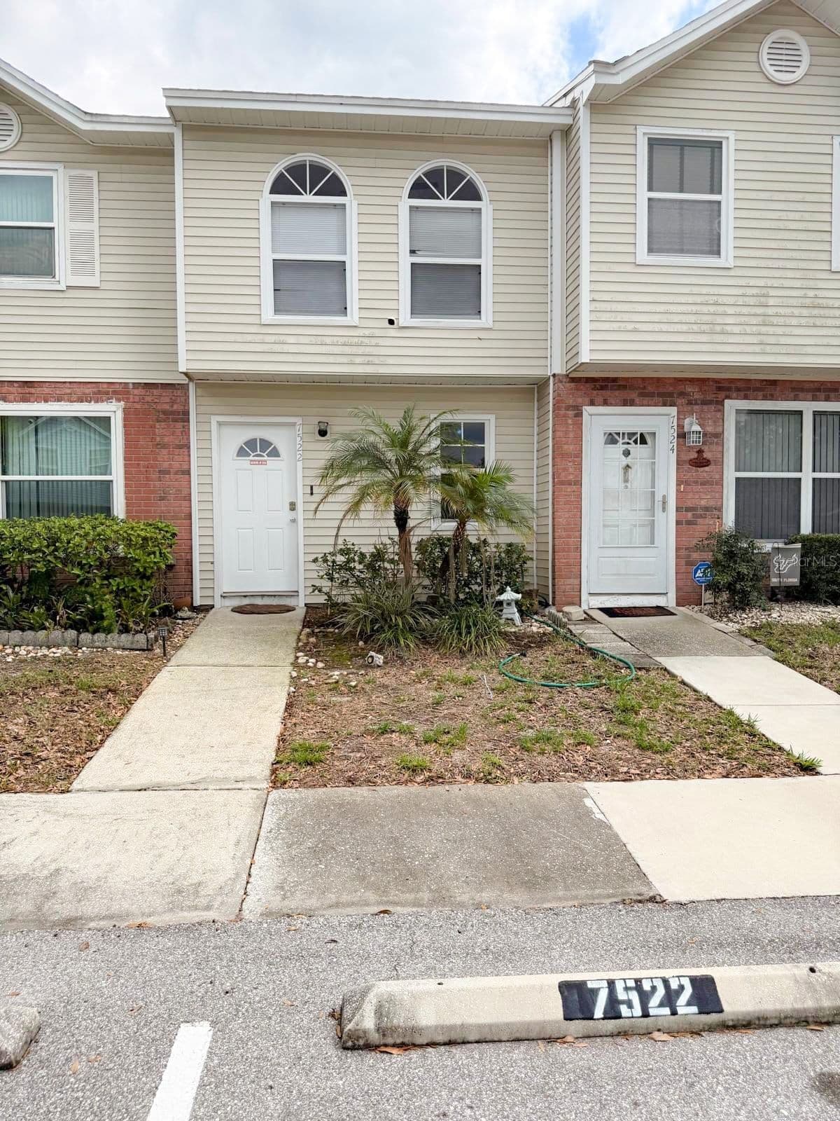 7522 HOLLOWELL