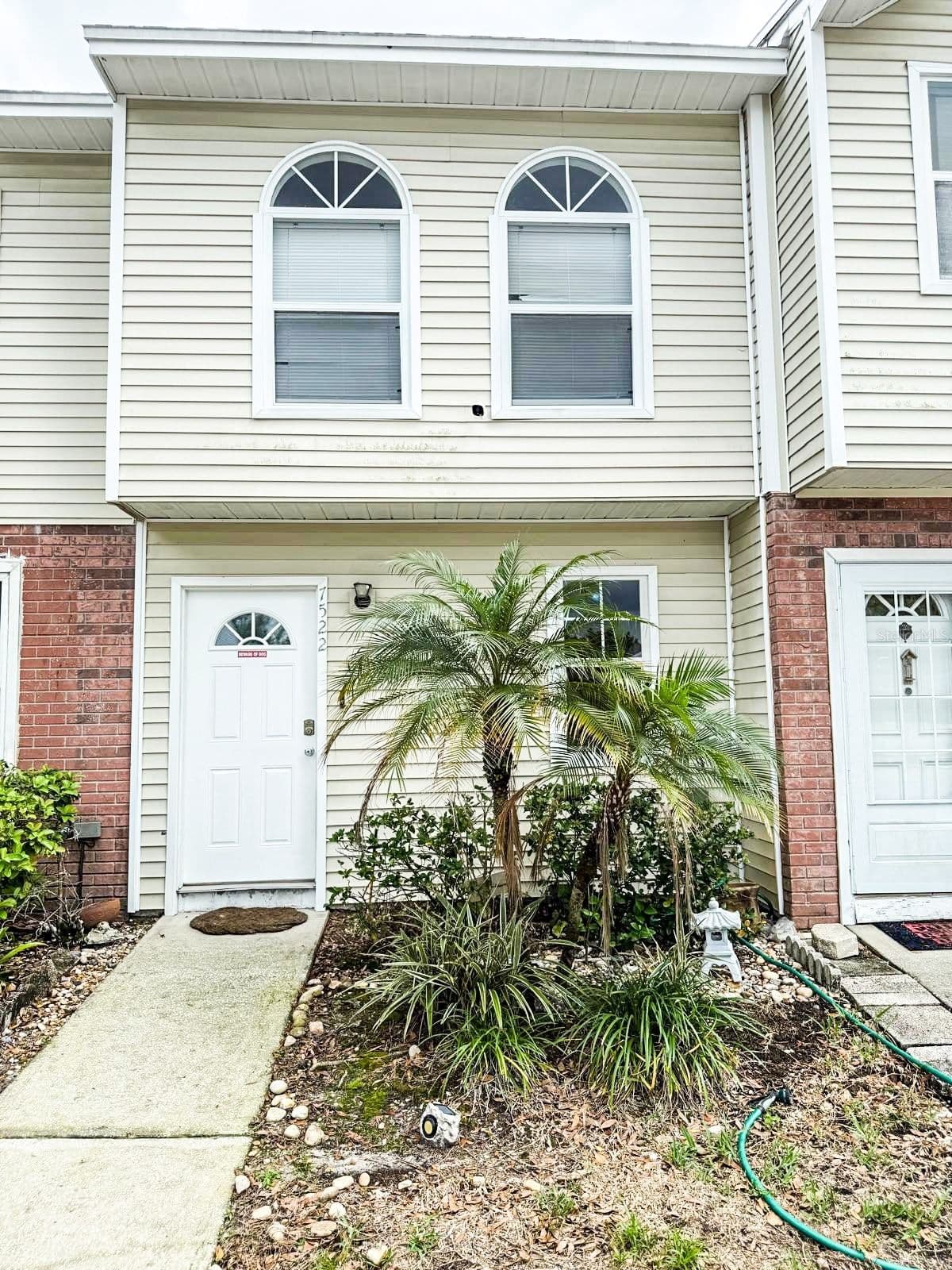 7522 HOLLOWELL