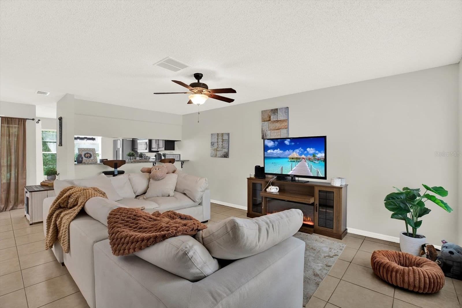 5844 RED CEDAR