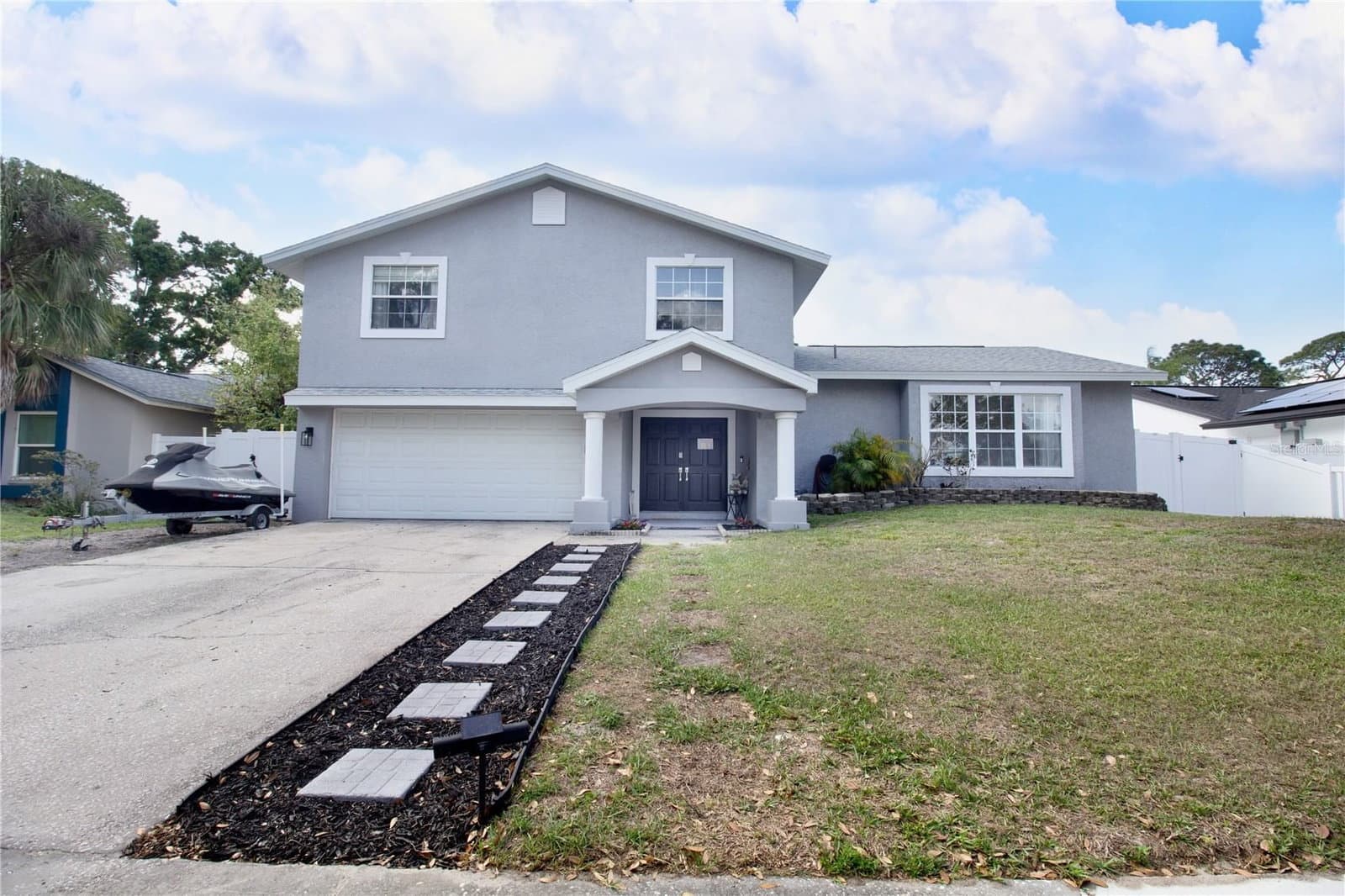 7018 OAKVIEW