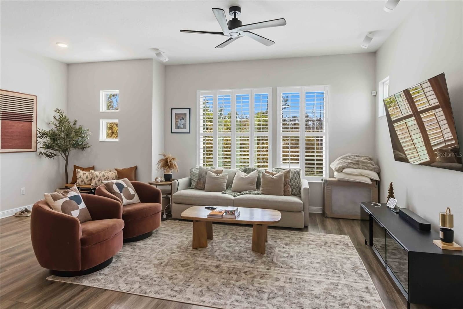 9545 PARK VILLAGE
