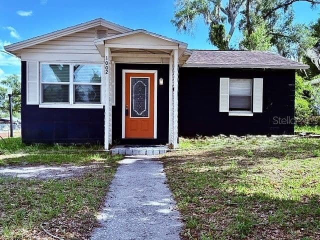 1002 OAKHILL