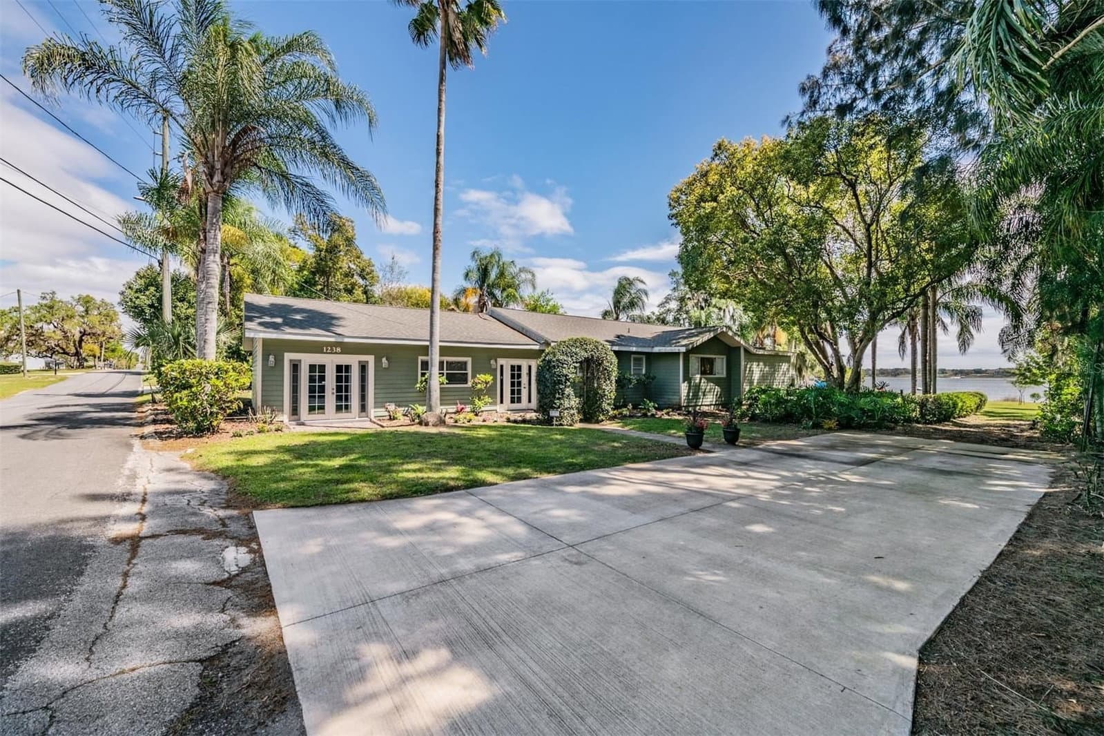 1238 HIGHLAND PARK