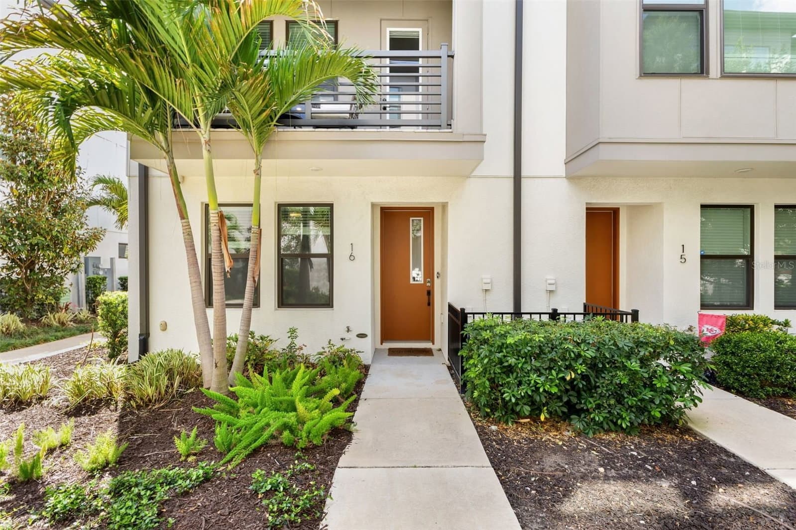 2511 GRADY