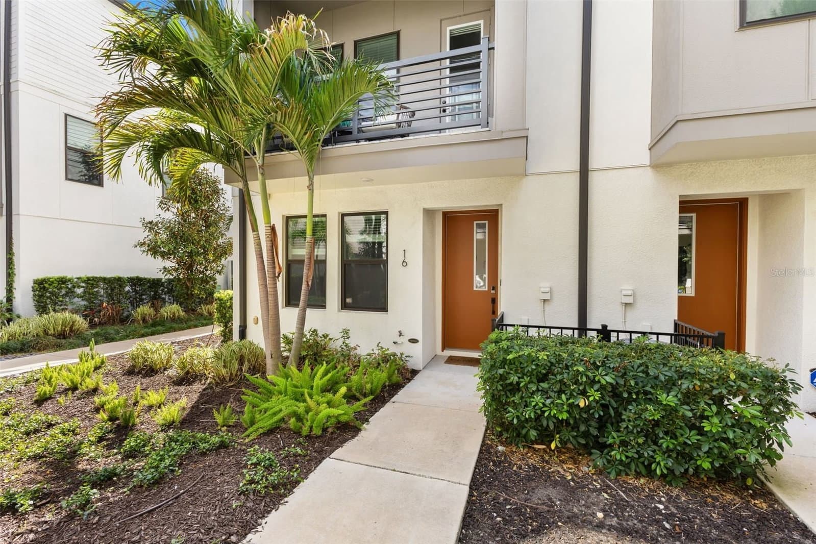 2511 GRADY