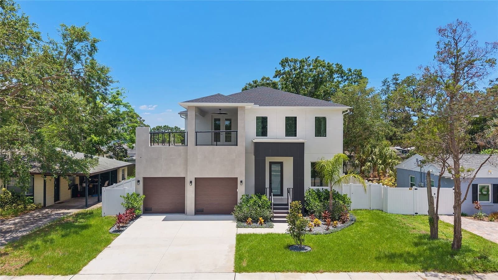 4604 EUCLID