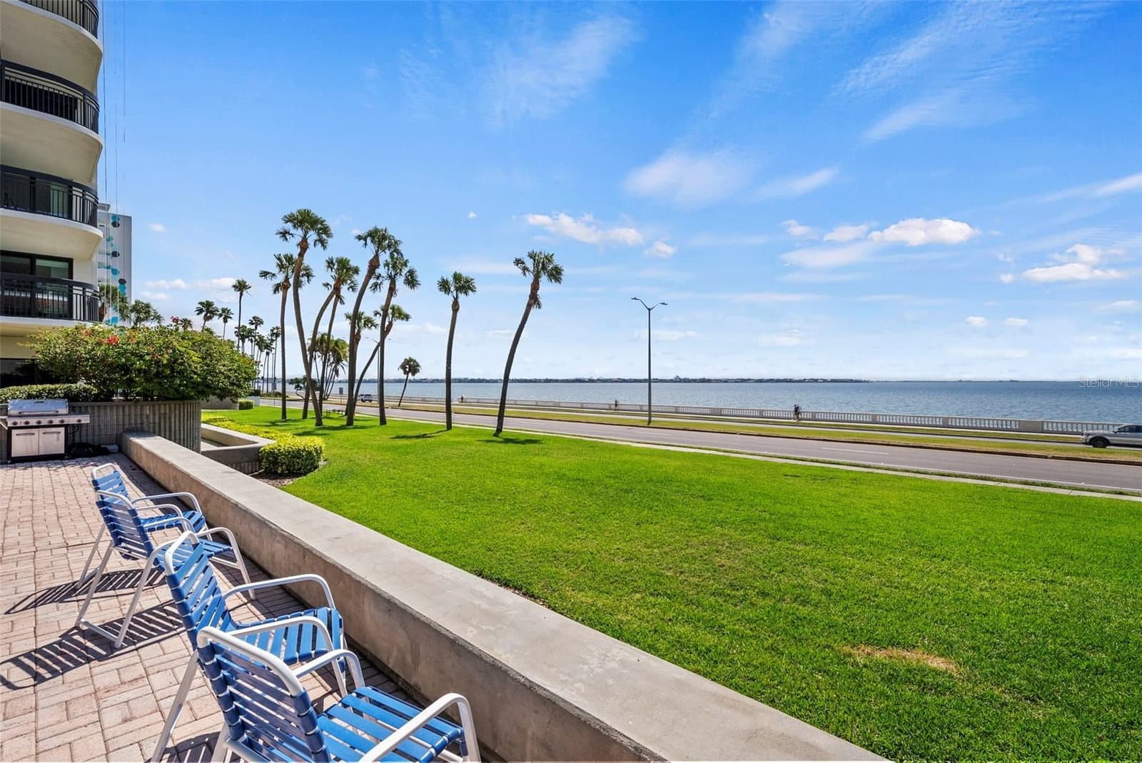 2413 BAYSHORE