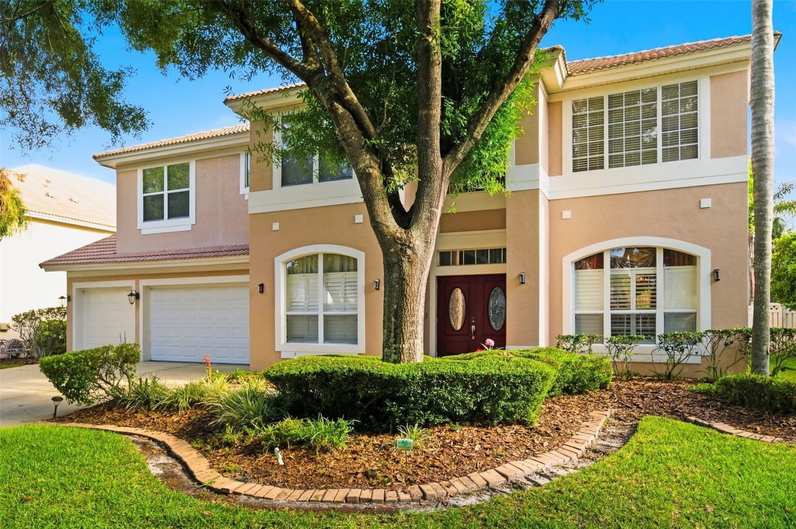 9207 MEADOW LANE