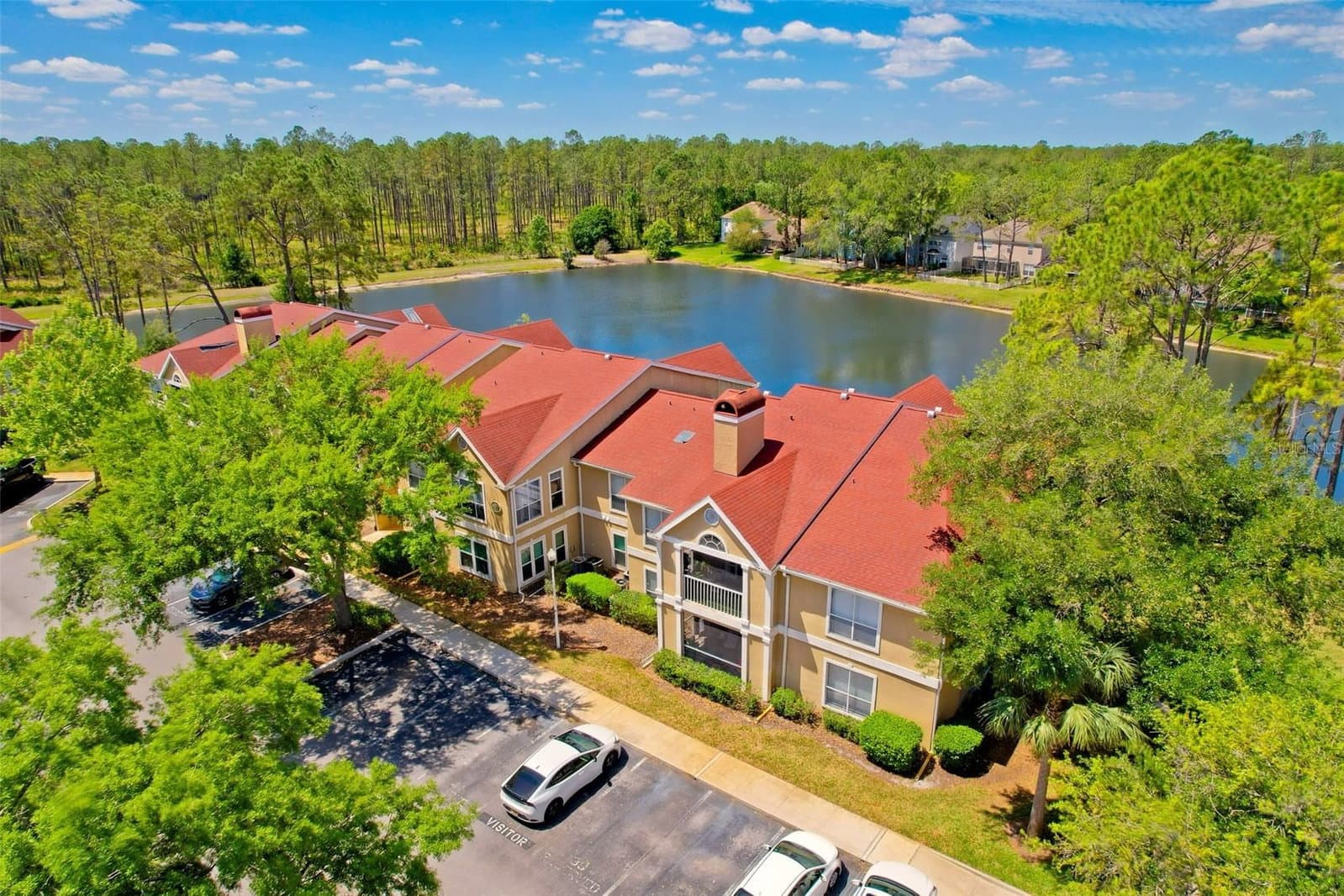 9481 HIGHLAND OAK