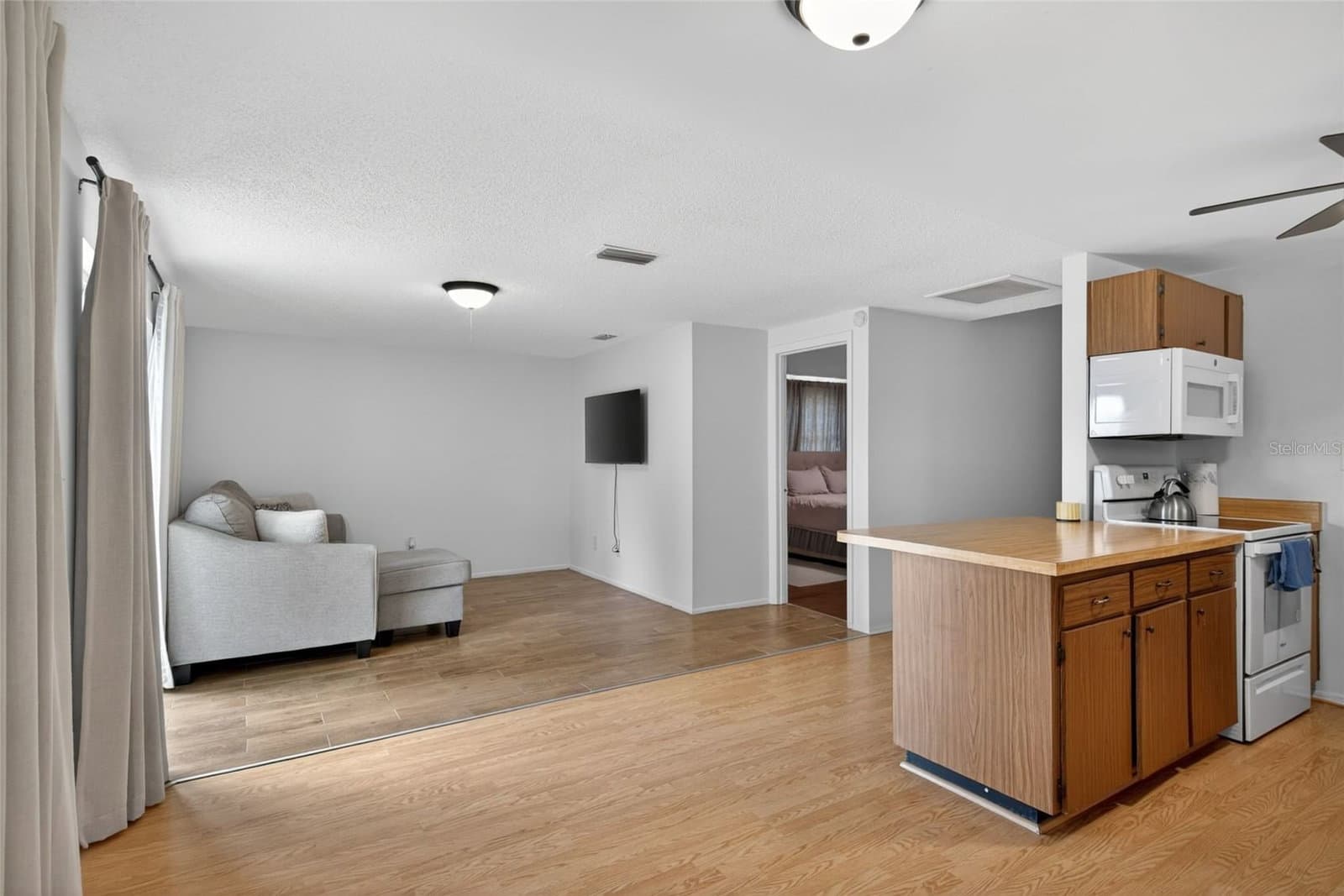 6401 REGATTA