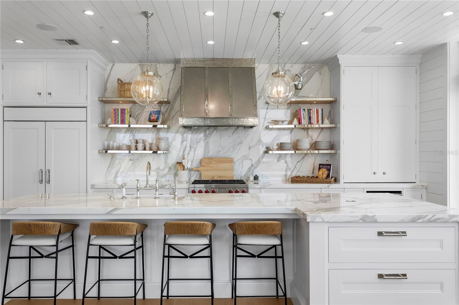 2103 BAYSHORE
