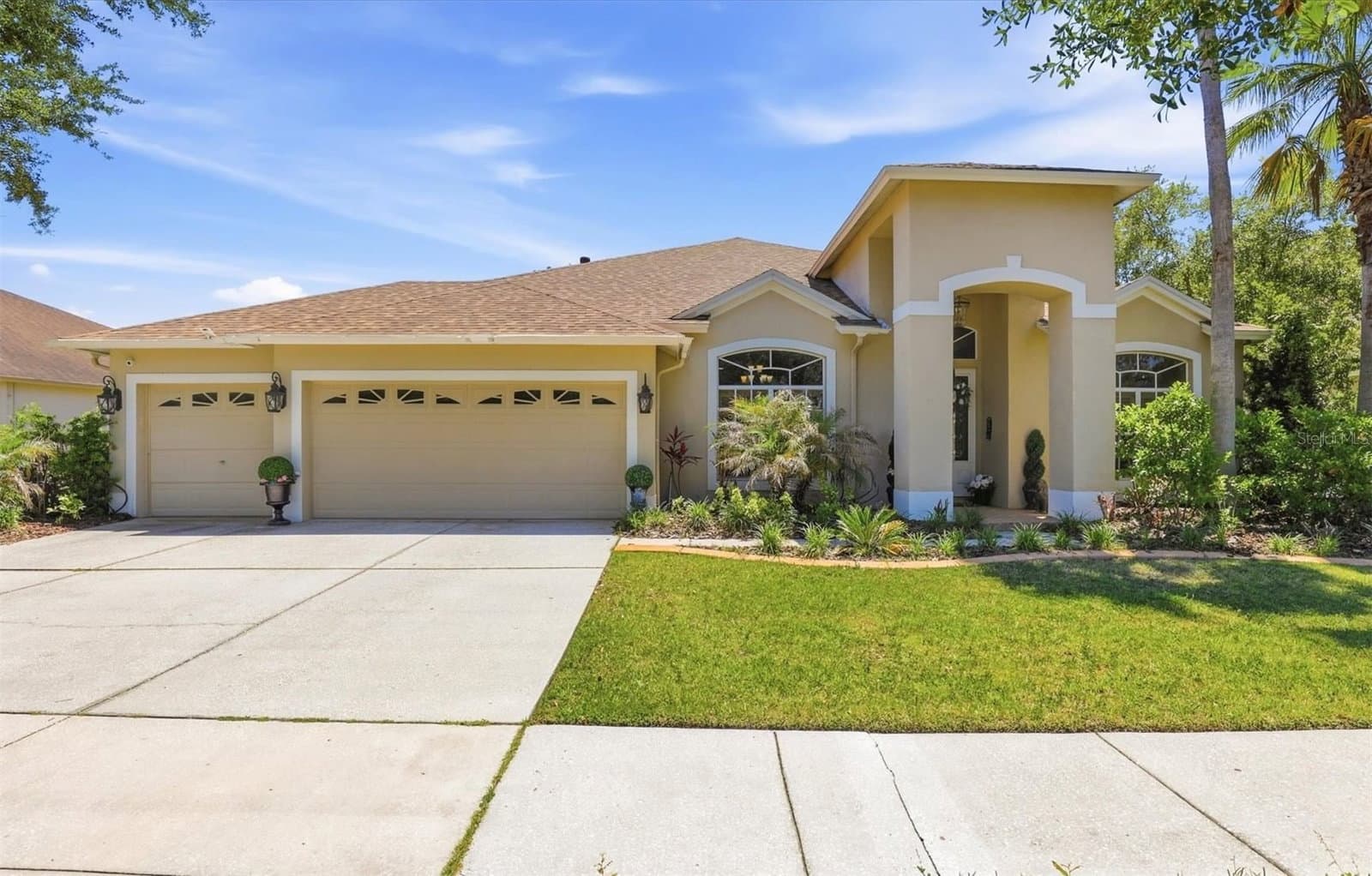 8331 GOLDEN PRAIRIE