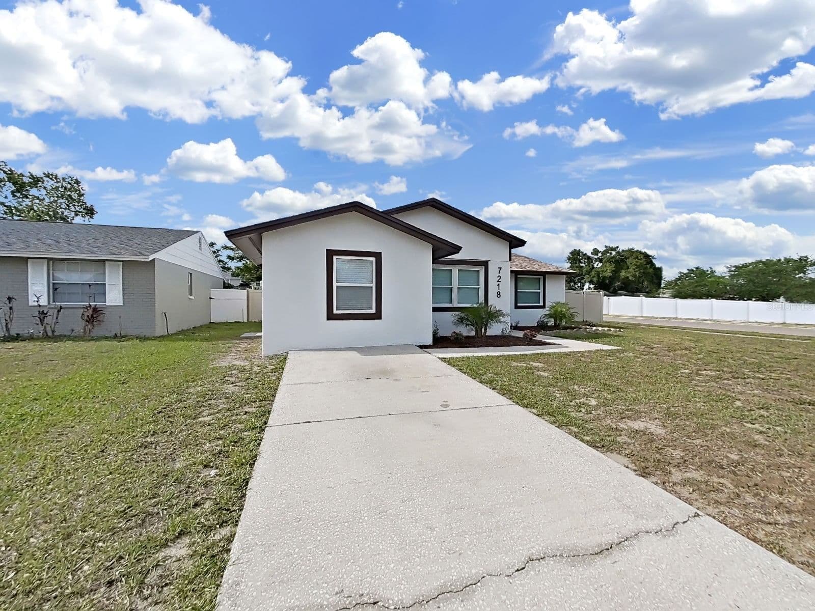7218 LUNITA Court