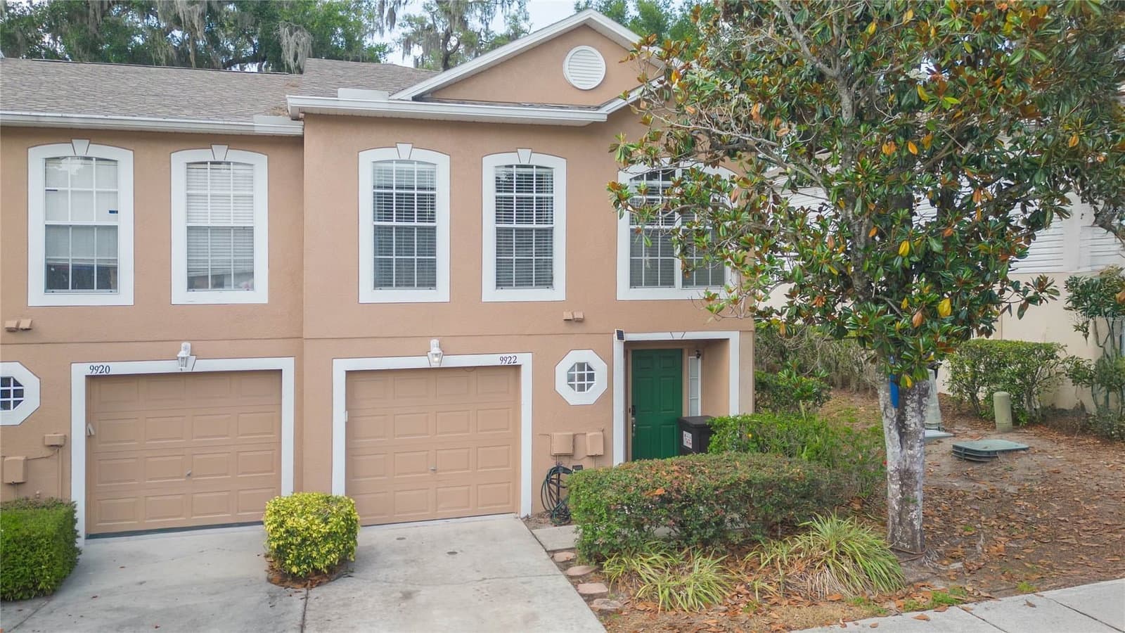 9922 ASHBURN LAKE