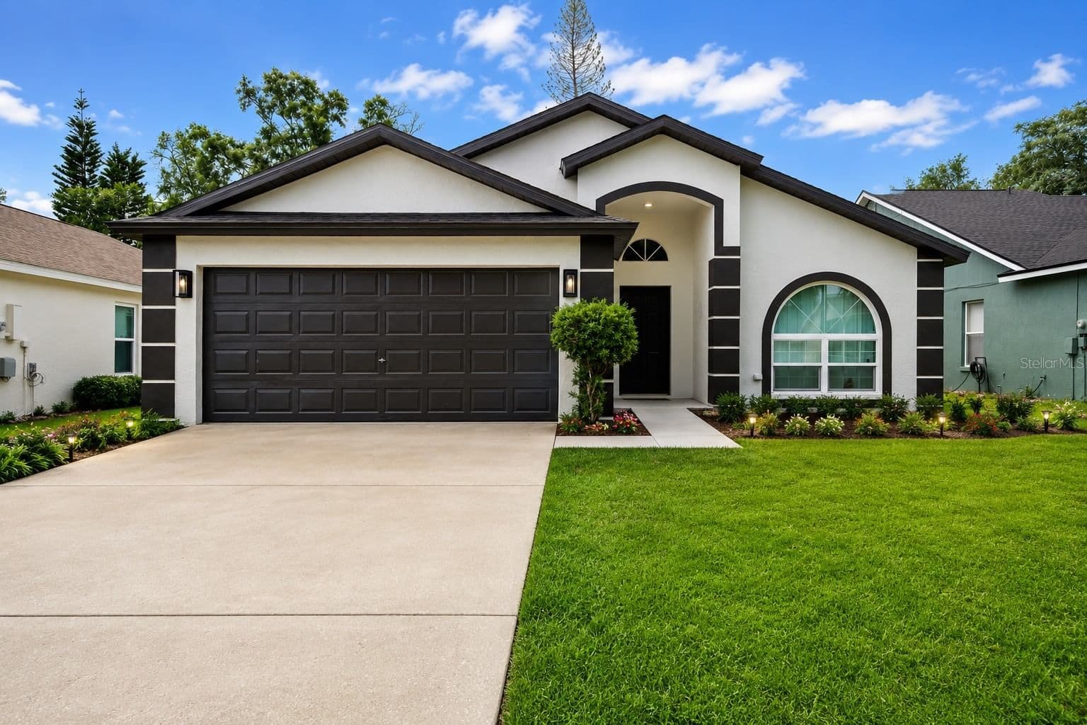 6808 YARDLEY OAKS