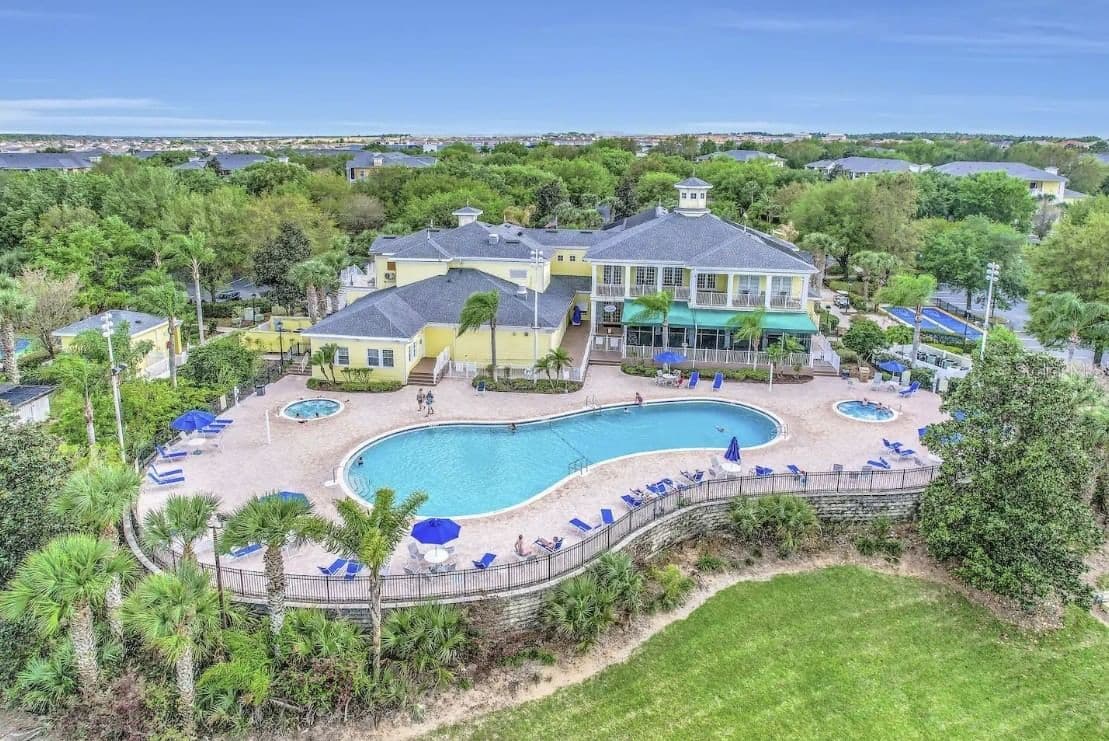 706 GRAN BAHAMA