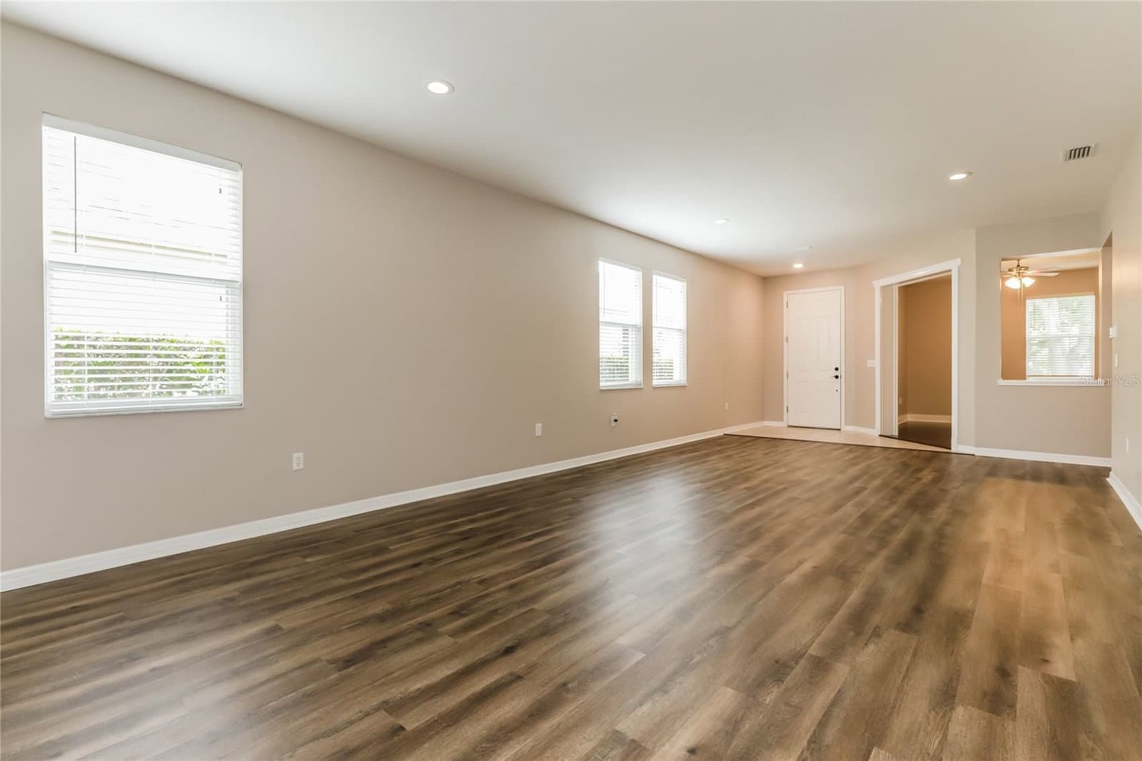 1035 CLEARPOINTE
